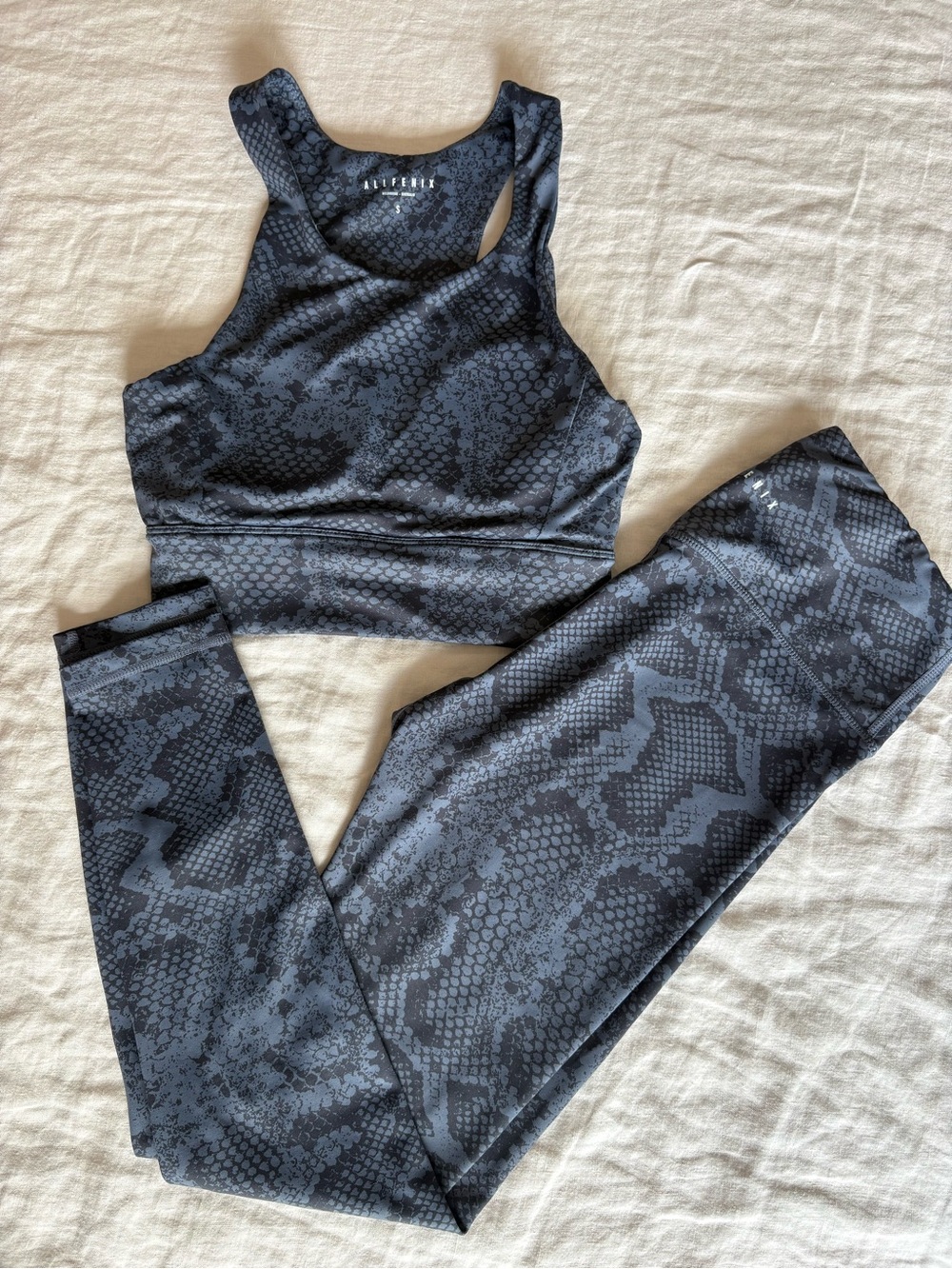 All Fenix Matching Workout Set- Gray Python Print Leggings & Sports Bra/ small